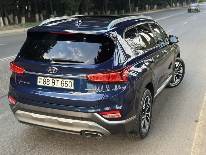 Hyundai Santa Fe-19