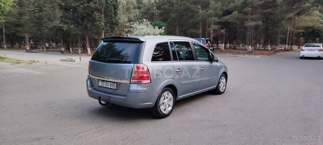 Opel Zafira-6