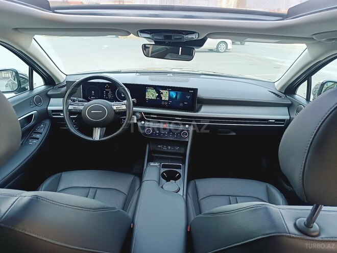 Hyundai Sonata-9