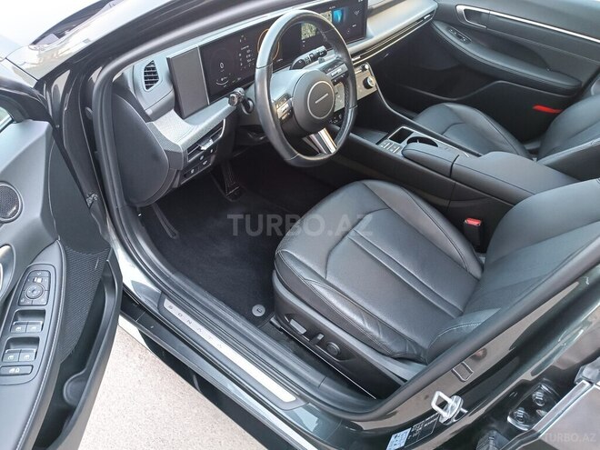Hyundai Sonata-10