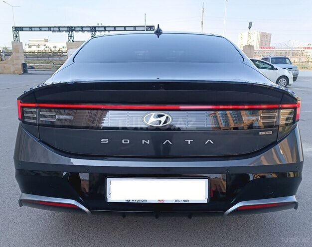 Hyundai Sonata-8