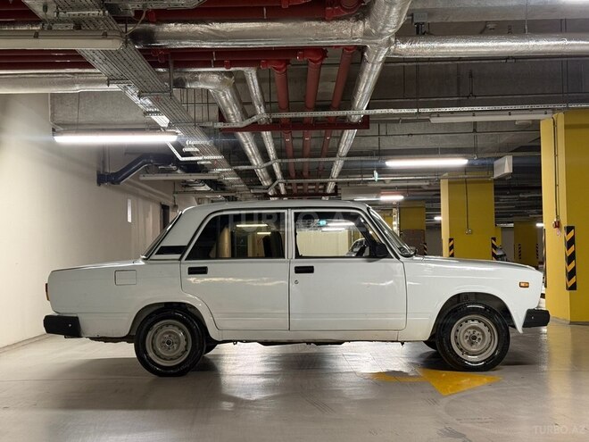 LADA (VAZ) 2107-5