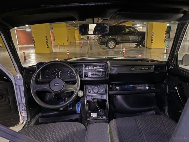 LADA (VAZ) 2107-15