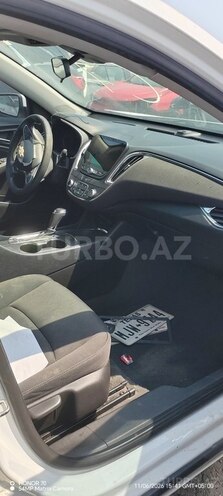 Chevrolet Malibu-5