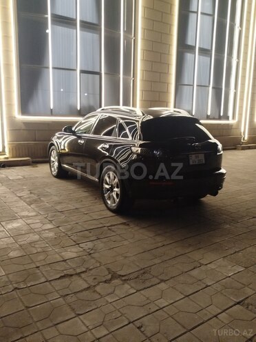 Infiniti FX35-8