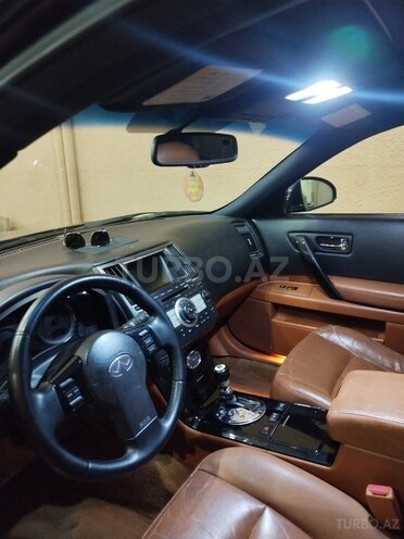 Infiniti FX35-14