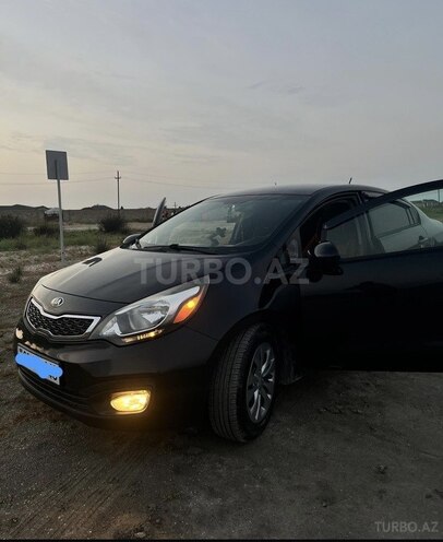 Kia Rio-5