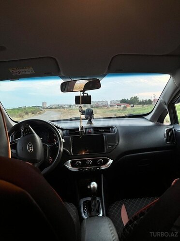 Kia Rio-3