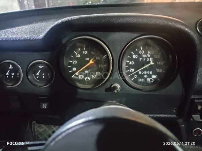 LADA (VAZ) 2106-3