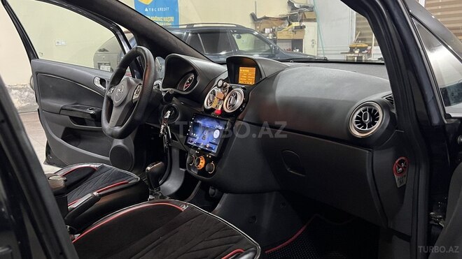 Opel Corsa-10