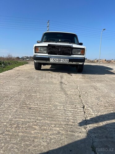 LADA (VAZ) 2107-1