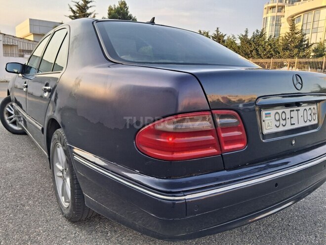 Mercedes E 220-6