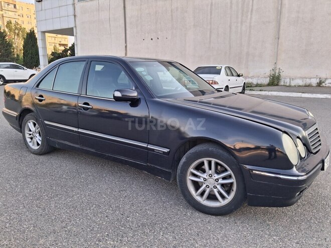 Mercedes E 220-8