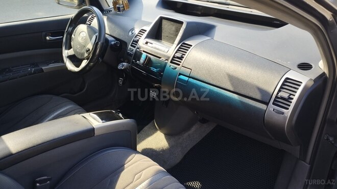 Toyota Prius-17