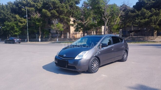 Toyota Prius-7
