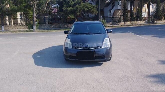 Toyota Prius-10