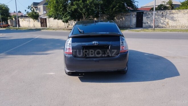 Toyota Prius-15