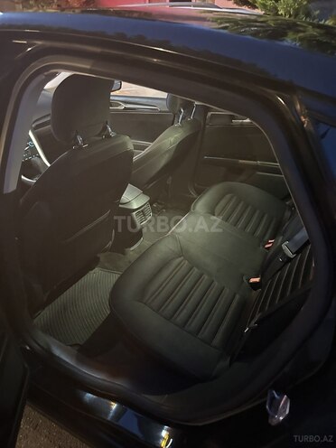 Ford Fusion (North America)-16