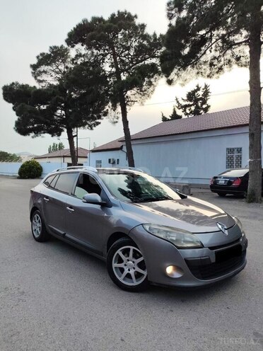 Renault Megane-6