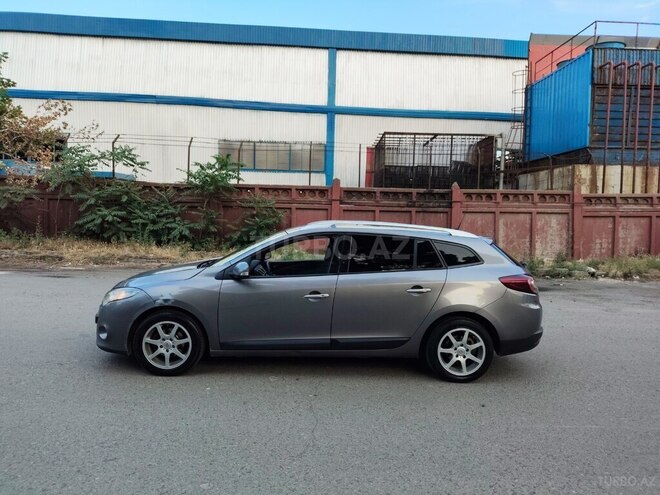 Renault Megane-7
