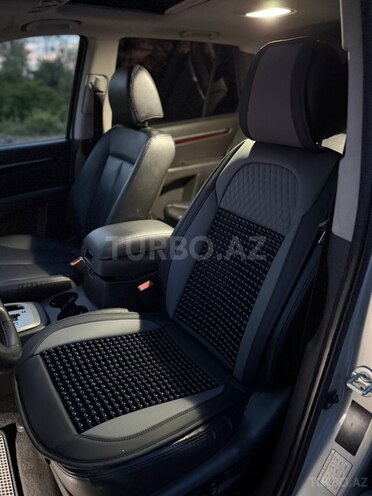 Hyundai Santa Fe-13