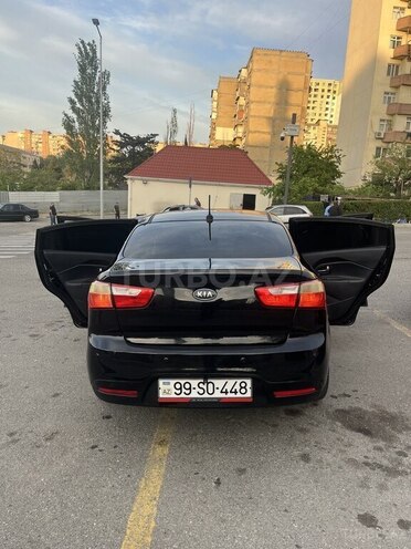 Kia Rio-8