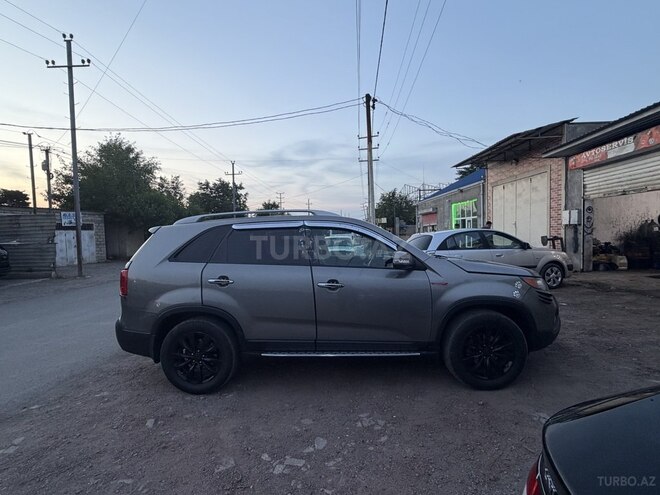 Kia Sorento-4