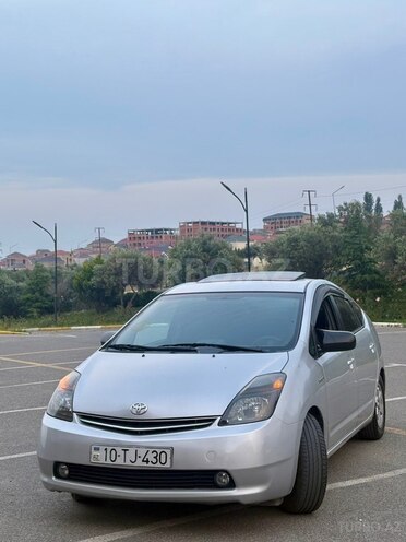 Toyota Prius-1