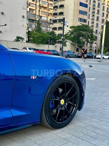 Chevrolet Camaro-5