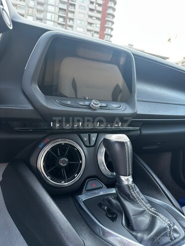 Chevrolet Camaro-16