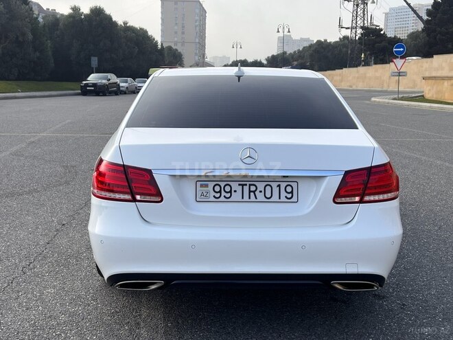 Mercedes E 250-7