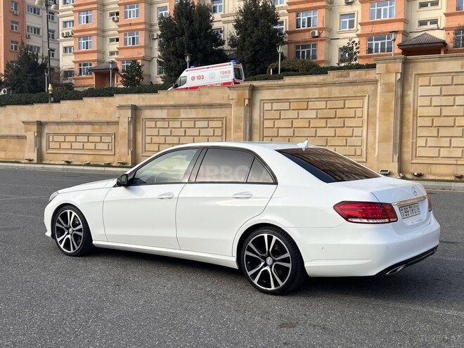Mercedes E 250-5