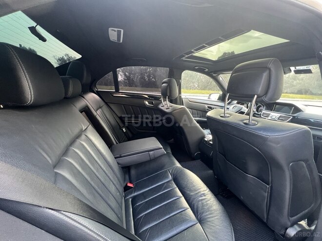 Mercedes E 250-12