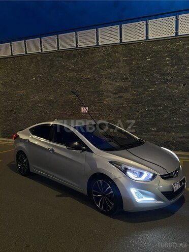 Hyundai Avante-2