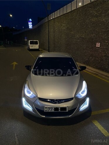 Hyundai Avante-1