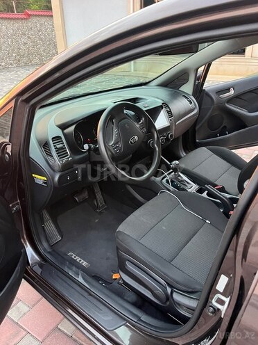 Kia Forte-4