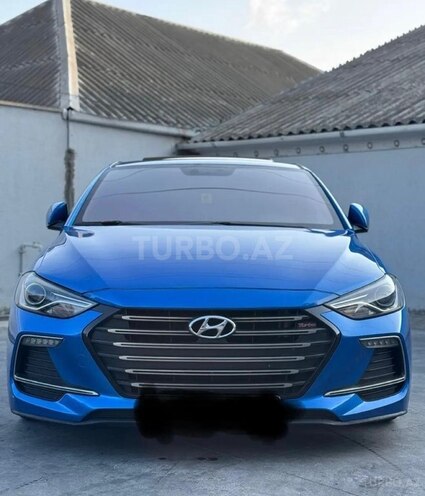 Hyundai Elantra-1