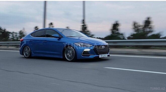 Hyundai Elantra-2