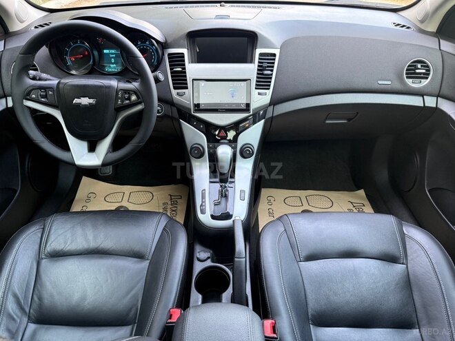 Chevrolet Cruze-8