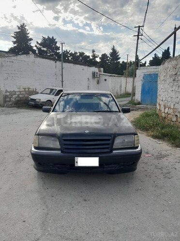 Mercedes C 280-1