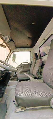 Isuzu NPR 66 L-9