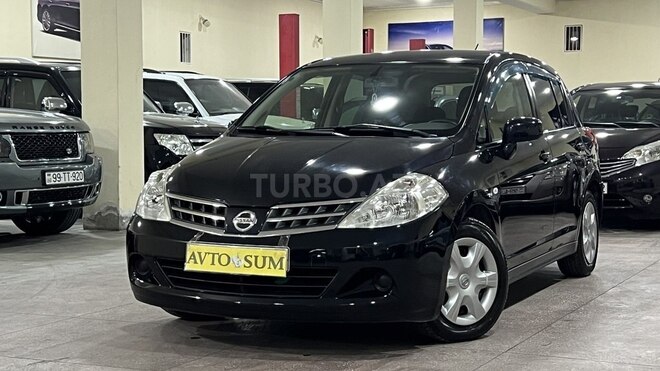 Nissan Tiida-1