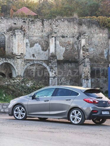 Chevrolet Cruze-2