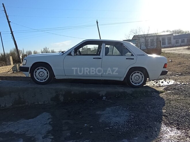 Mercedes 190-6