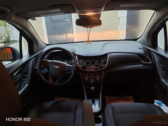 Chevrolet Trax-12