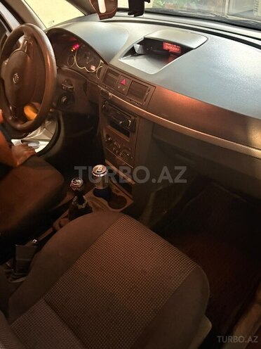 Opel Meriva-6