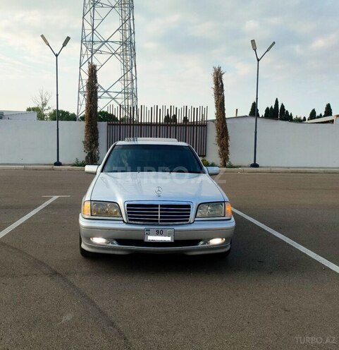 Mercedes C 230-1