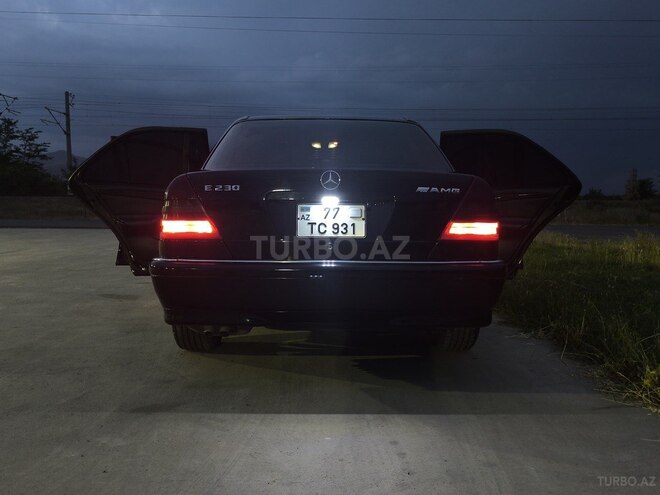 Mercedes C 230-19