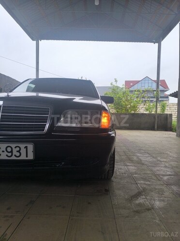 Mercedes C 230-11