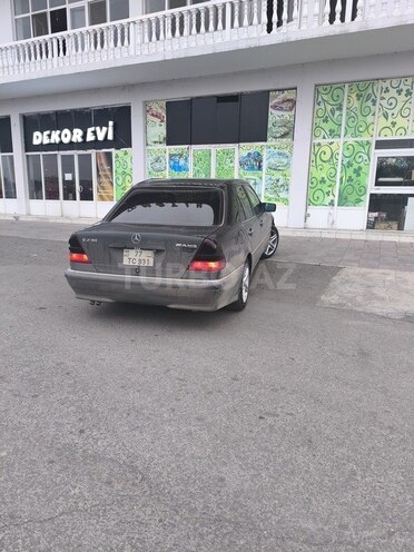Mercedes C 230-5